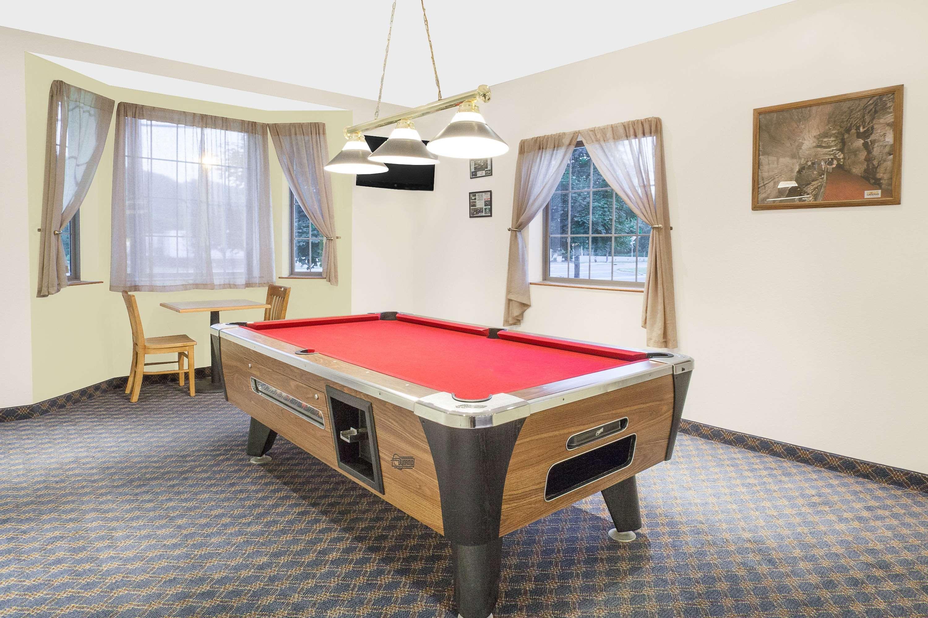 Super 8 By Wyndham Cobleskill Ny מראה חיצוני תמונה
