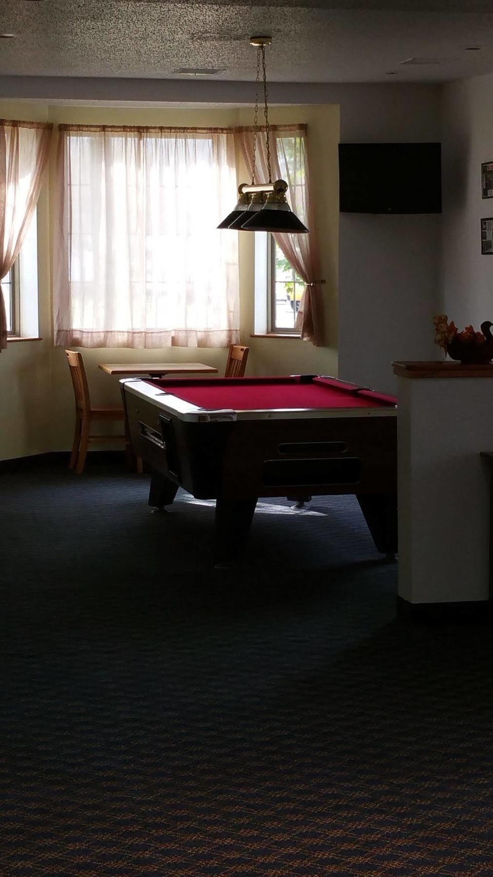 Super 8 By Wyndham Cobleskill Ny מראה חיצוני תמונה