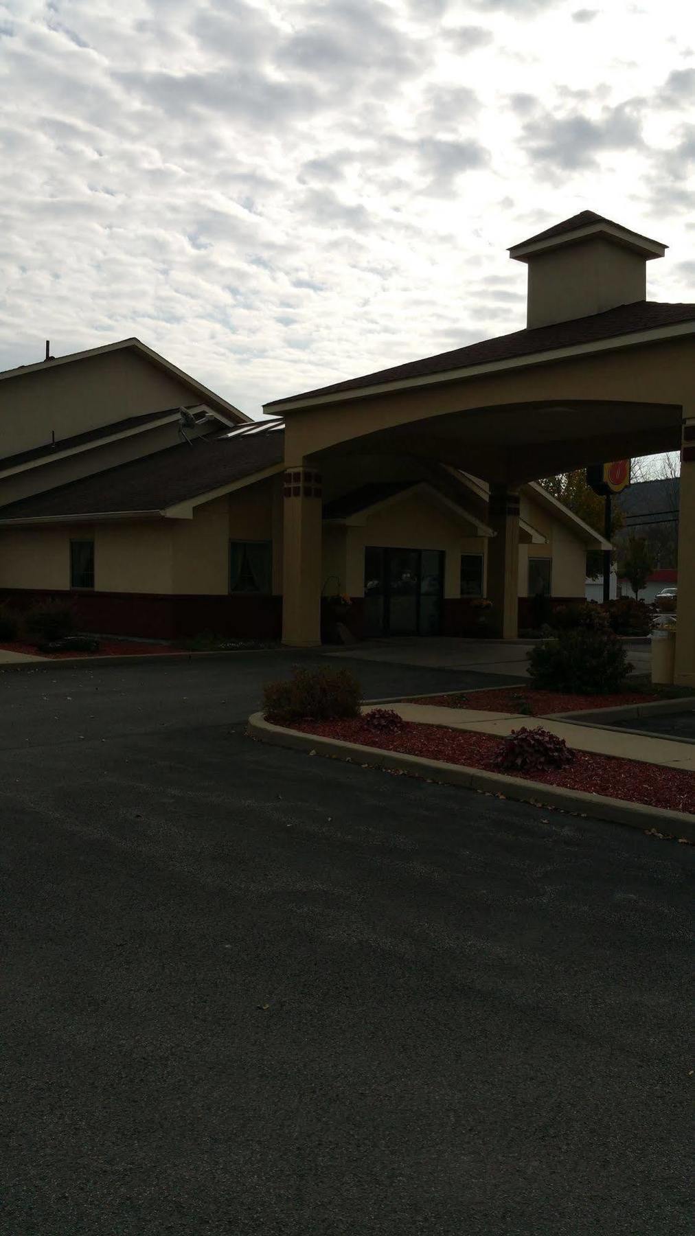 Super 8 By Wyndham Cobleskill Ny מראה חיצוני תמונה